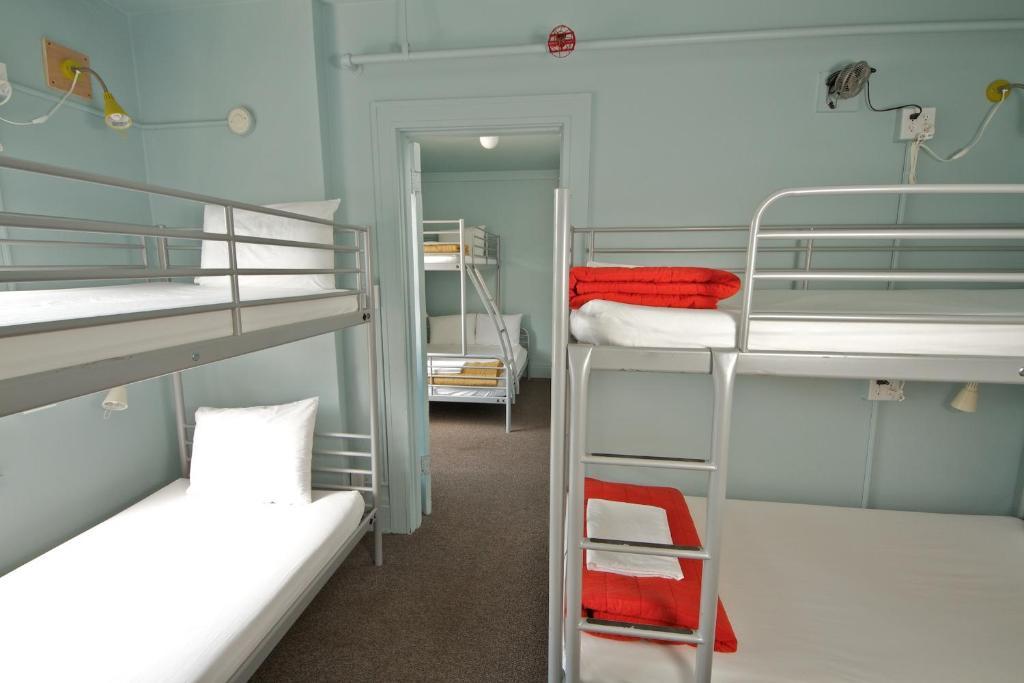 Hostal American